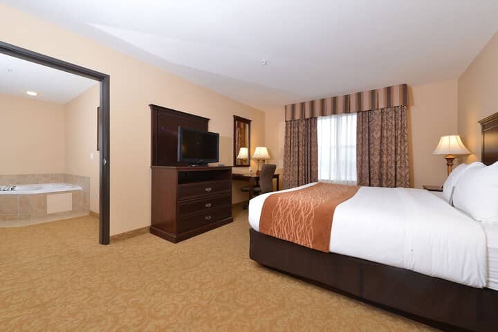 Room 15 of 28