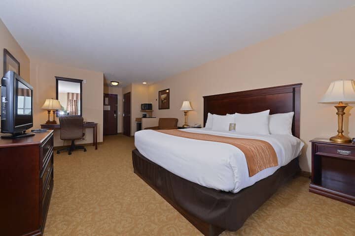 Room 6 of 28